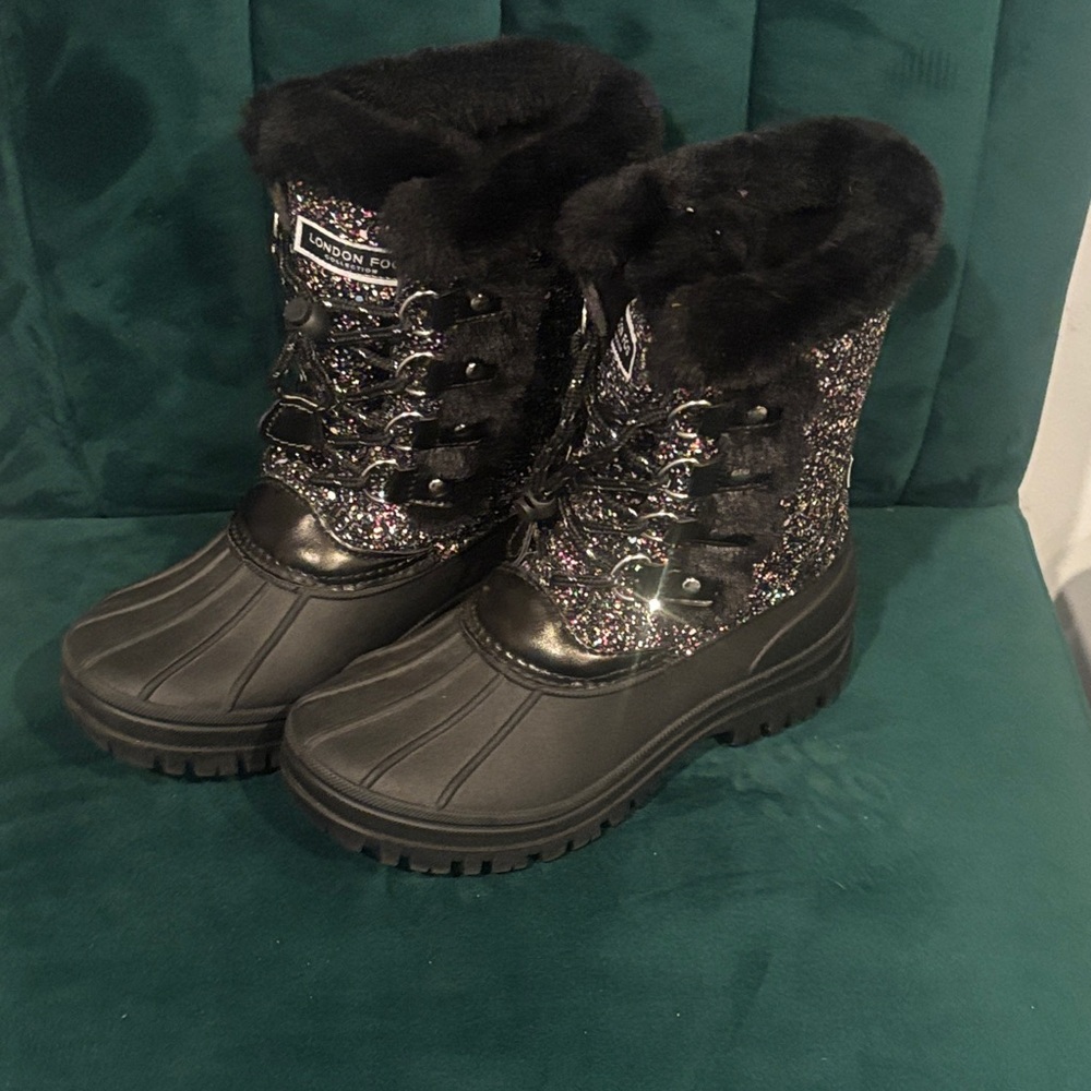 London Fog Kids' Black and Glitter Snow Boots